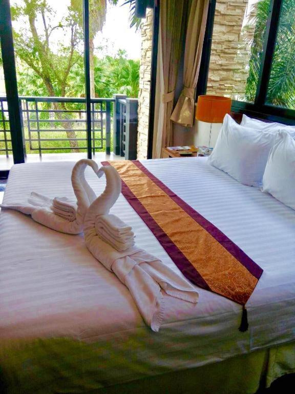 Suwan Golf & Country Club Hotel Накхон Патом Екстериор снимка