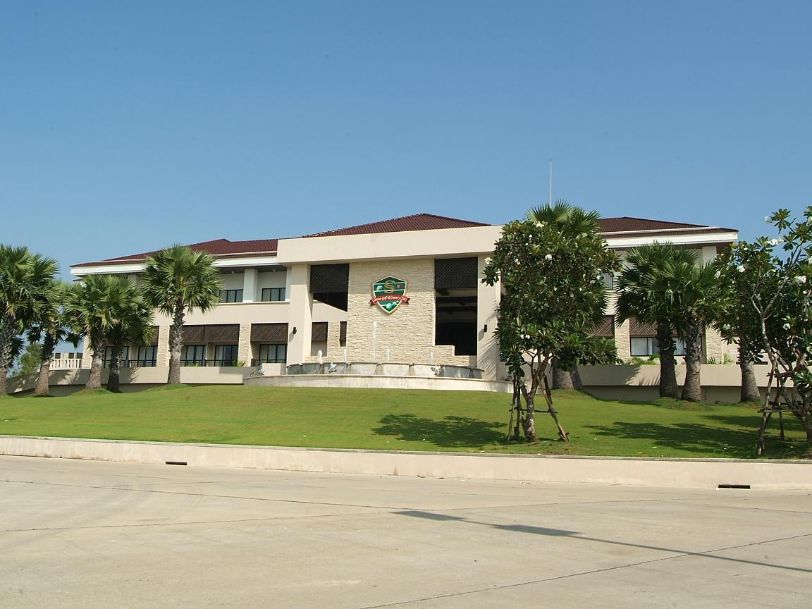 Suwan Golf & Country Club Hotel Накхон Патом Екстериор снимка