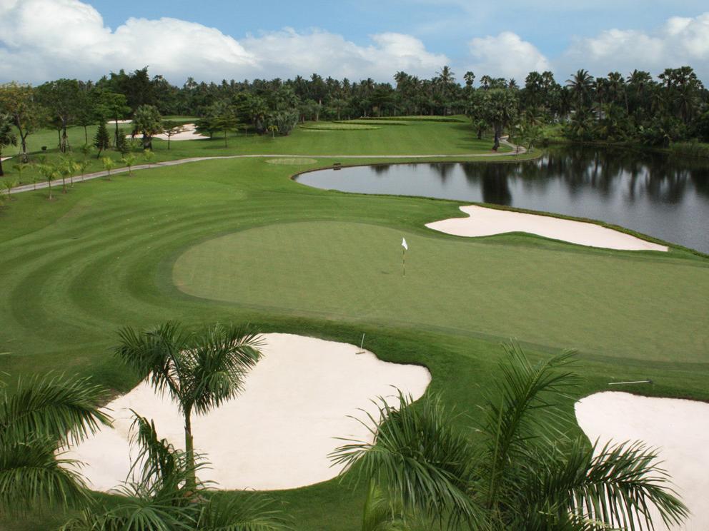 Suwan Golf & Country Club Hotel Накхон Патом Екстериор снимка