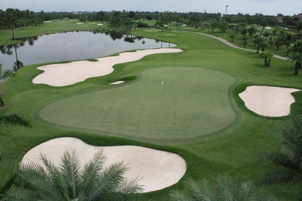Suwan Golf & Country Club Hotel Накхон Патом Екстериор снимка
